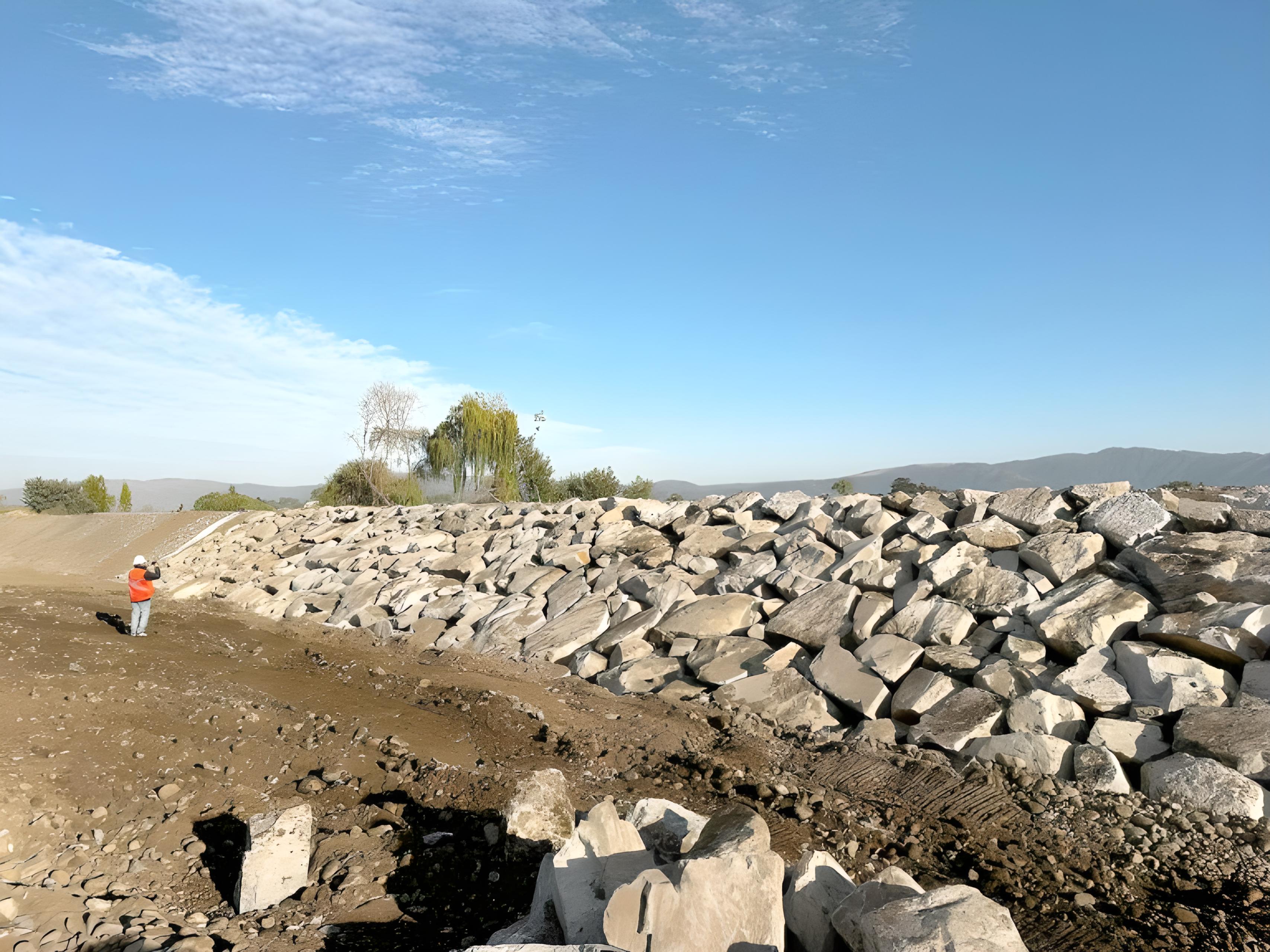 PAS 157 - Obras de regulación o defensas en cauces naturales